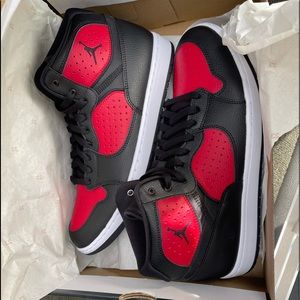 Air Jordan Access. Black/Gym Red/White. Mens 12.